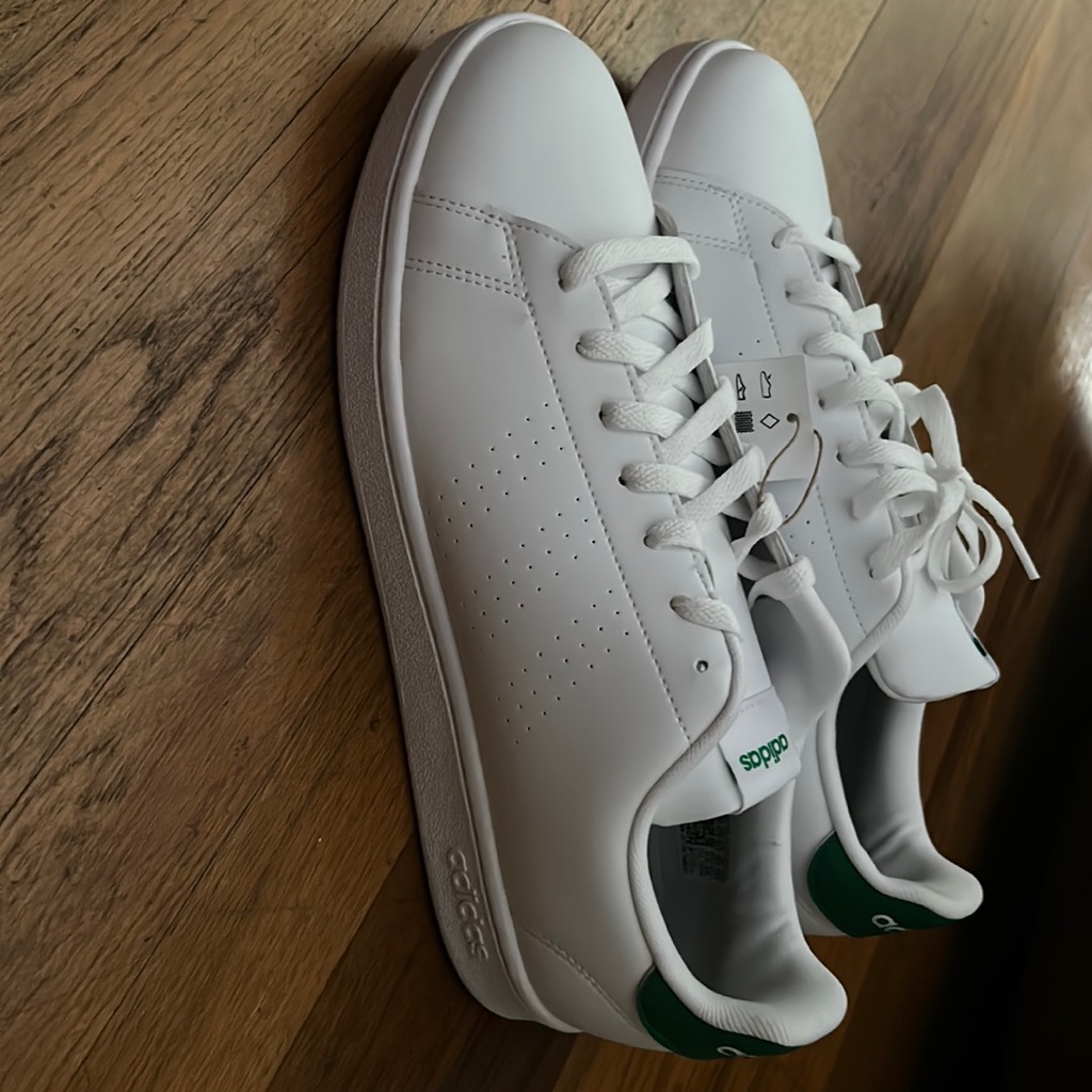 Adidas Men’s Advantage Shoes